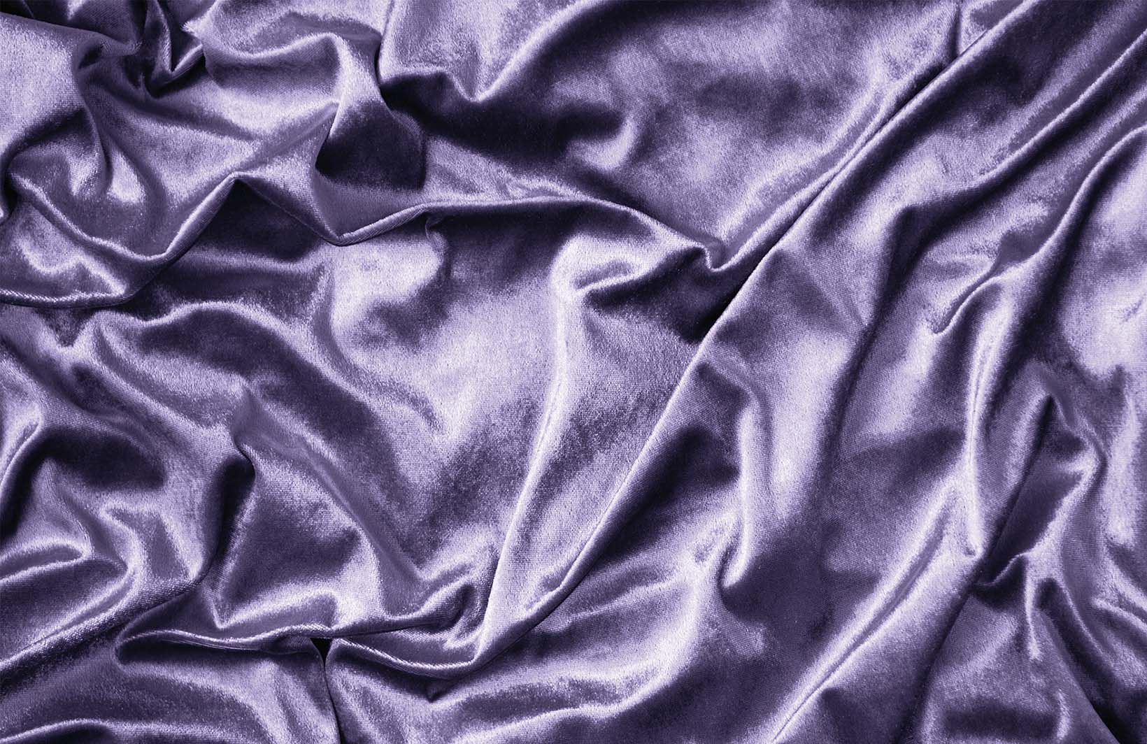 Однотонные фиолетовые фотообои с фактурой блестящей ткани Узоры на Стене